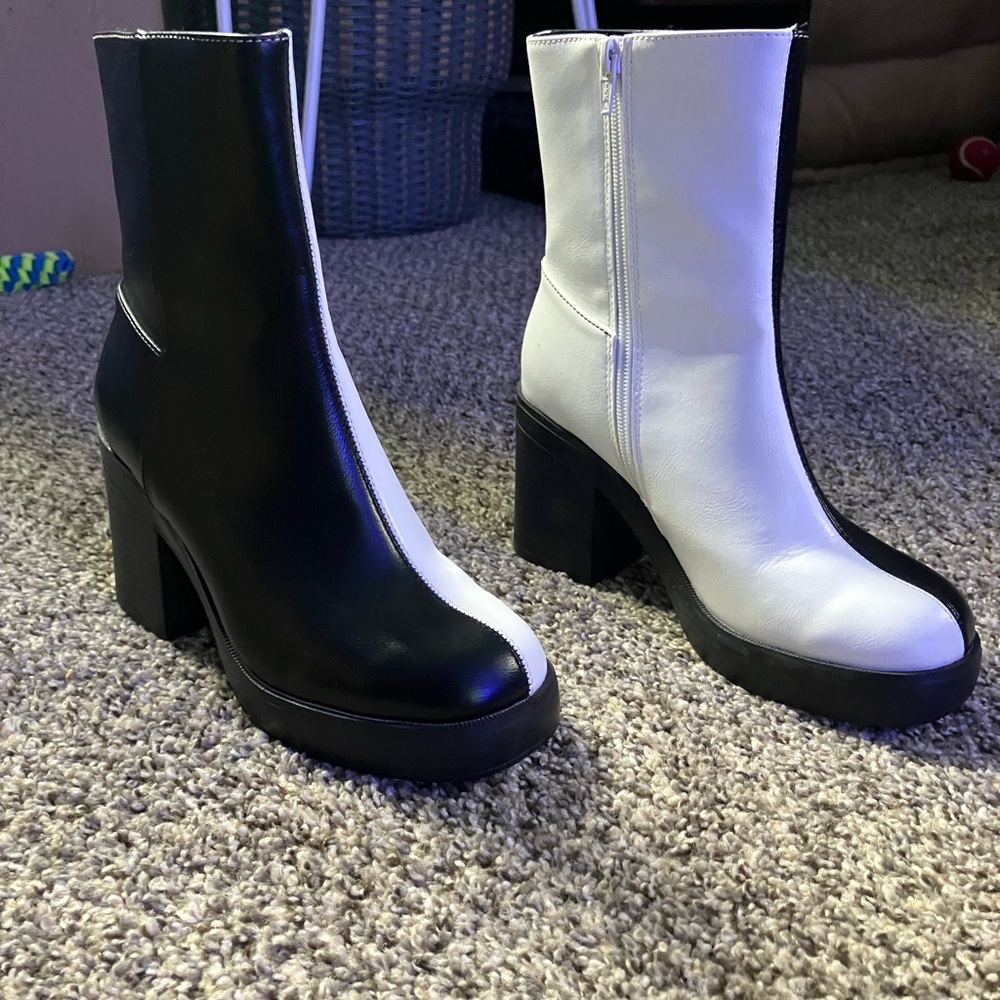 Kohl's Black and White Heeled Boots